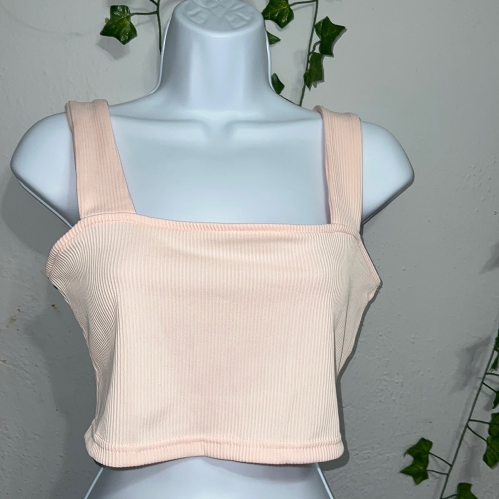 H&M pink crop top